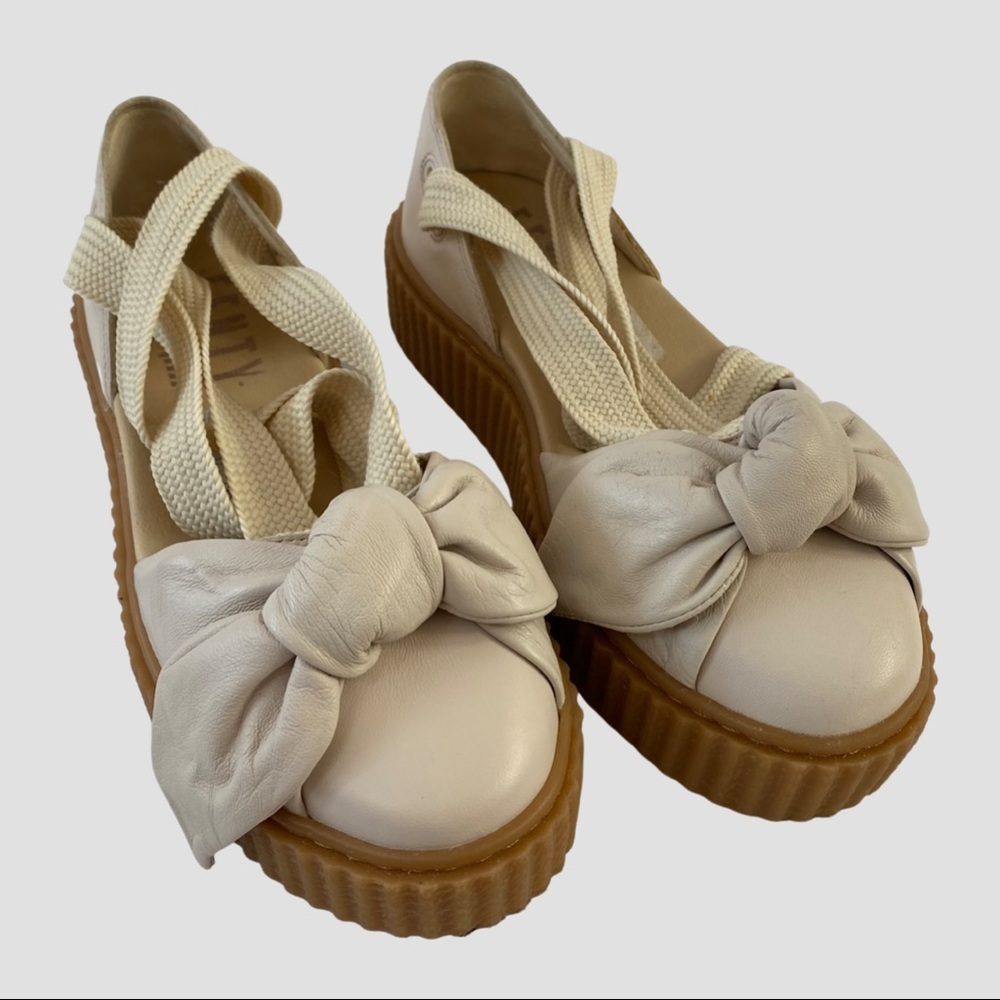Puma x Fenty Creeper White Leather Bow Sandals US6.5